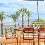 The Croisette - Terrace & Sea