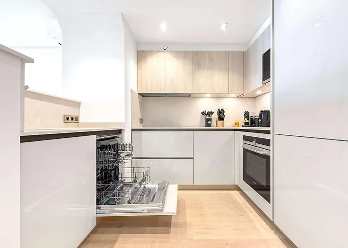 The Croisette - Terrace & Sea * Cannes