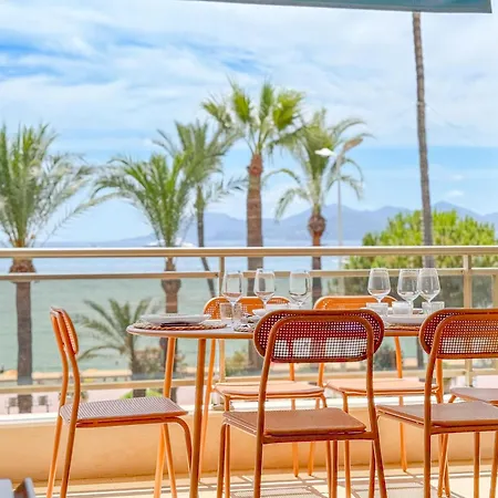 The Croisette - Terrace & Sea