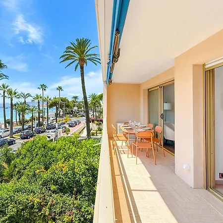 The Croisette - Terrace & Sea